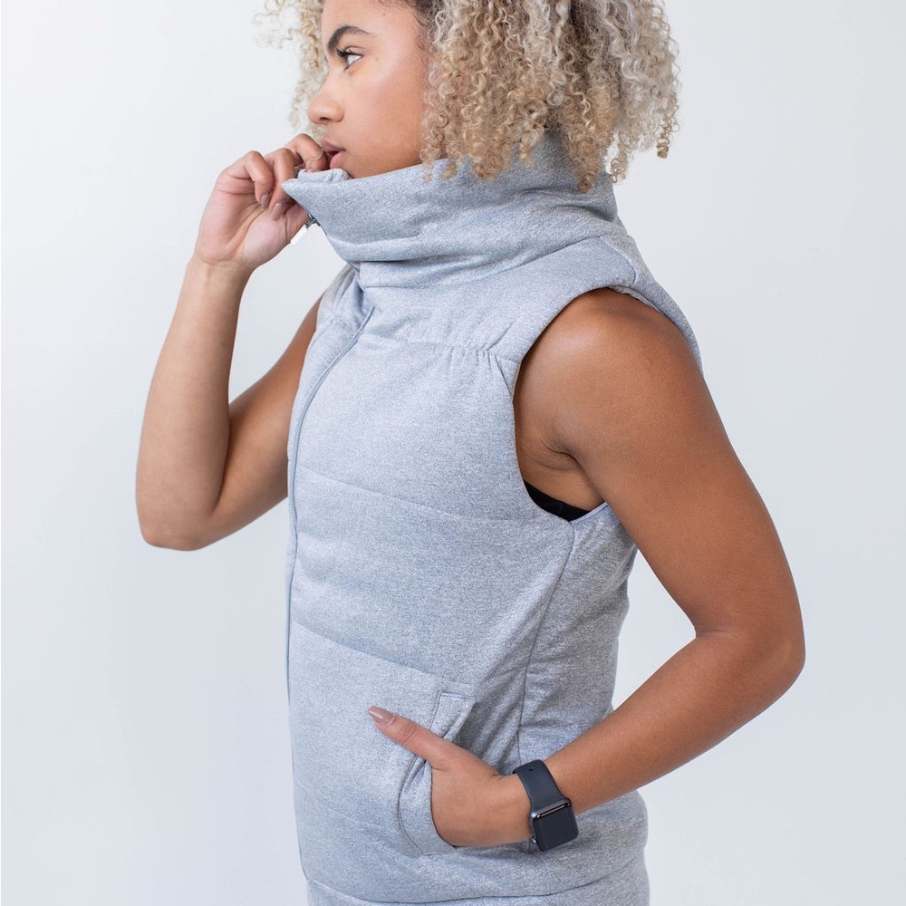 Savvi Meg Vest, Size Small, New without tags, Khaki/Tan Color - Picture 9 of 13